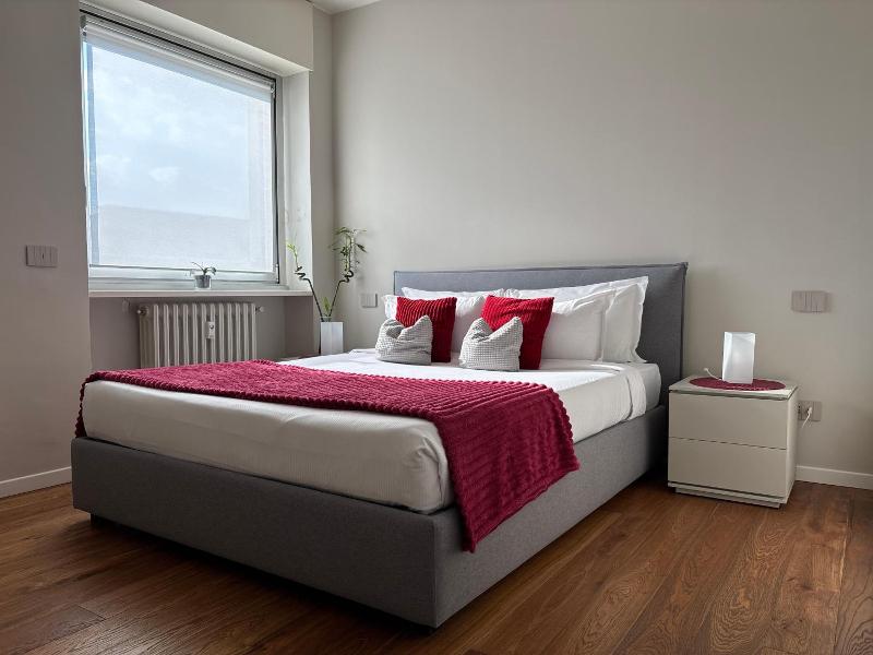 Aparthotel Isola image