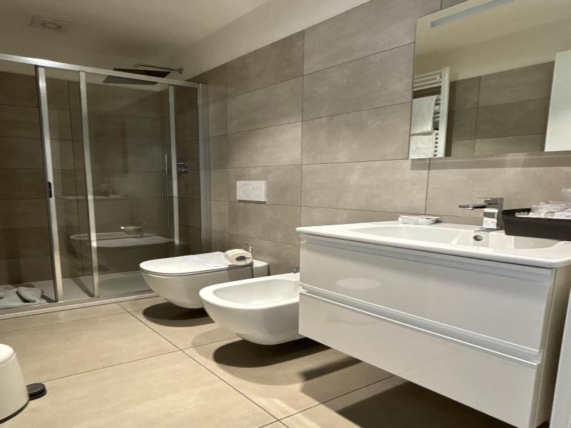Aparthotel Isola image