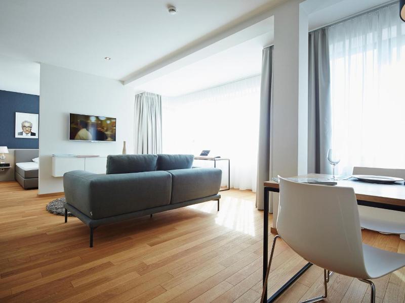 Ipartment Frankfurt City Centre image