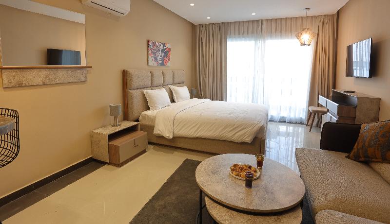 Playa Del Pacha Suites Hotel