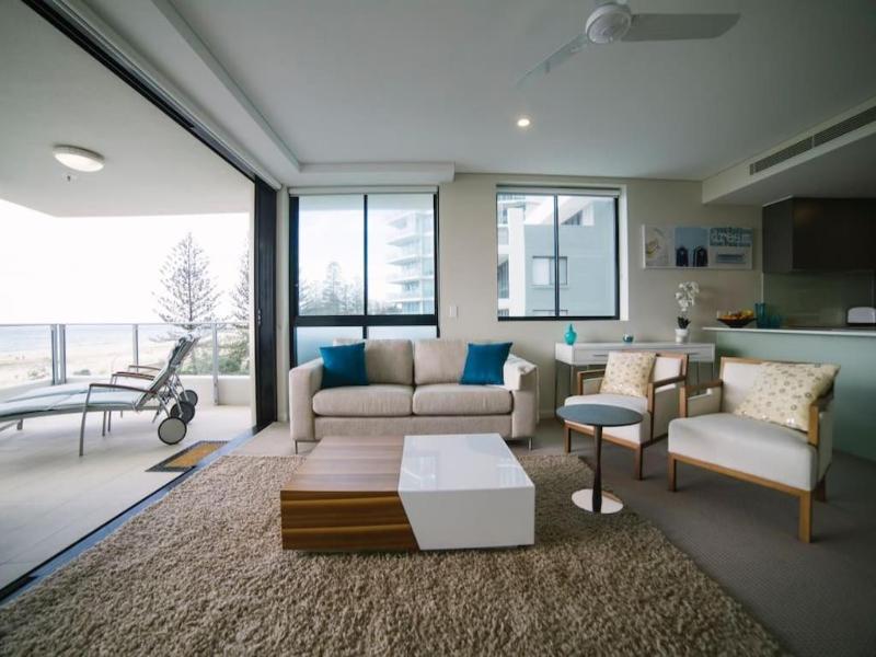 Pure Kirra image