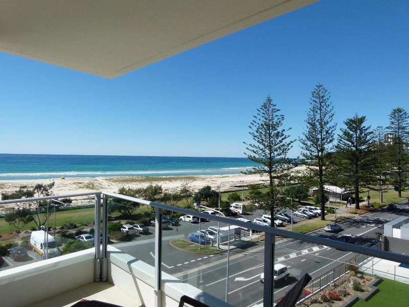 Pure Kirra image