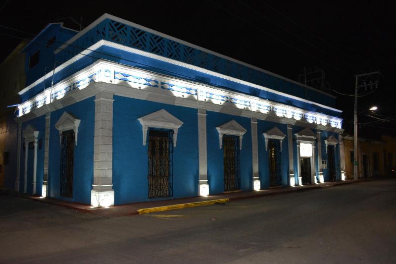Hotel Victoria image