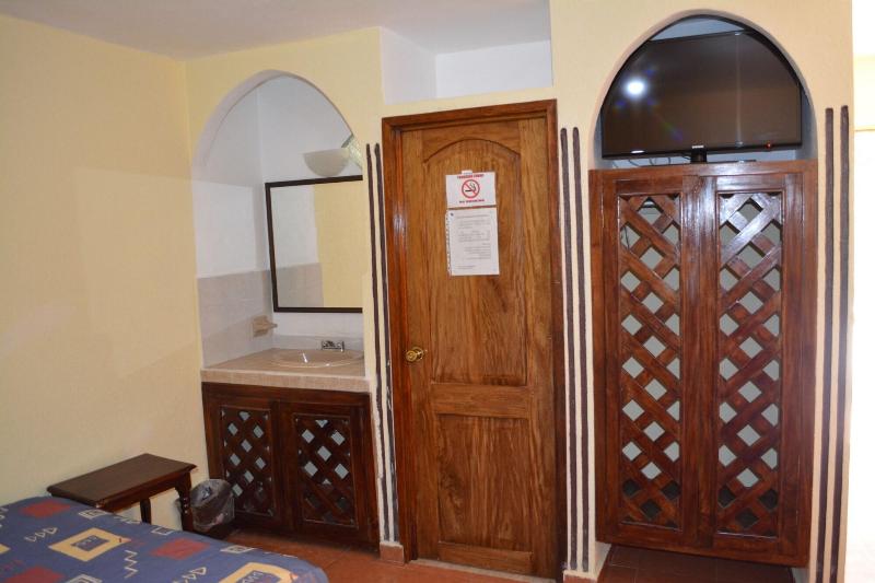 Hotel Victoria image