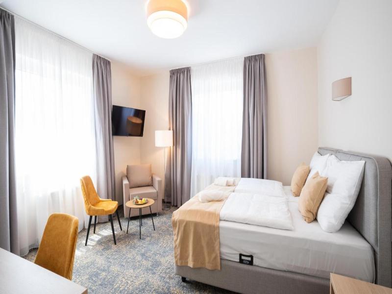 Kikelet Club Hotel image