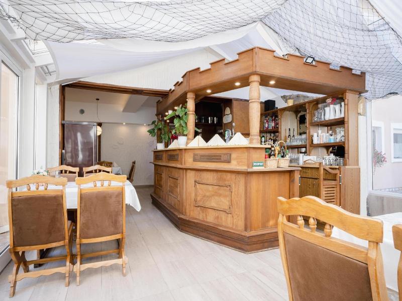 Kikelet Club Hotel image