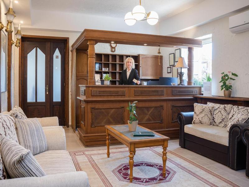 Kikelet Club Hotel image