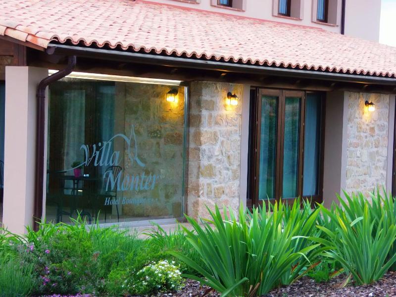 Hotel Villa Monter image