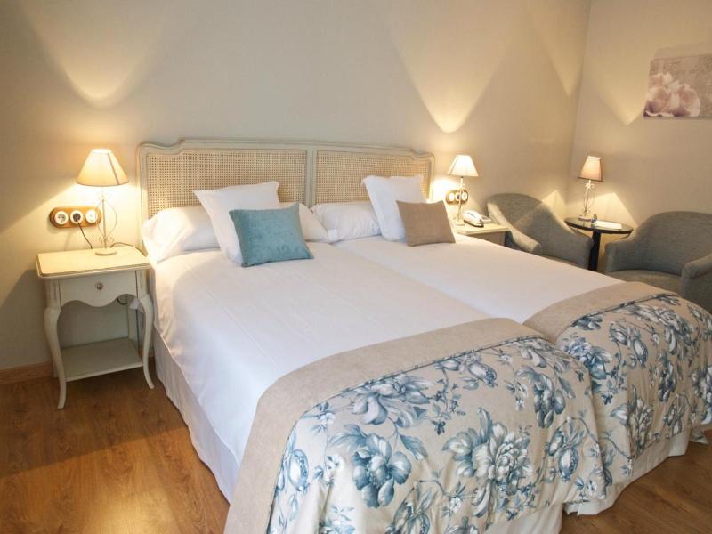 Hotel Villa Monter image