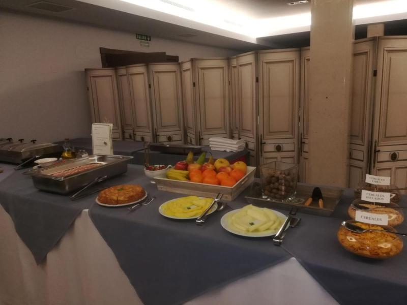 Hotel Villa Monter image