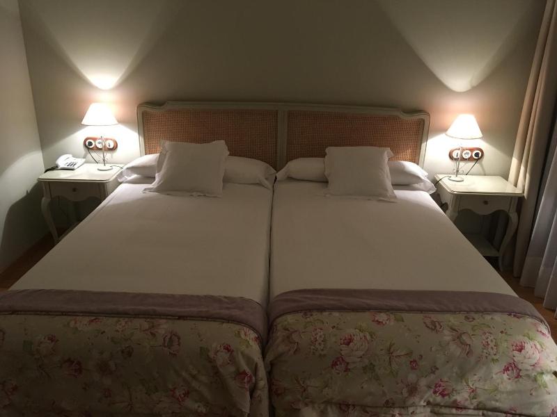 Hotel Villa Monter image