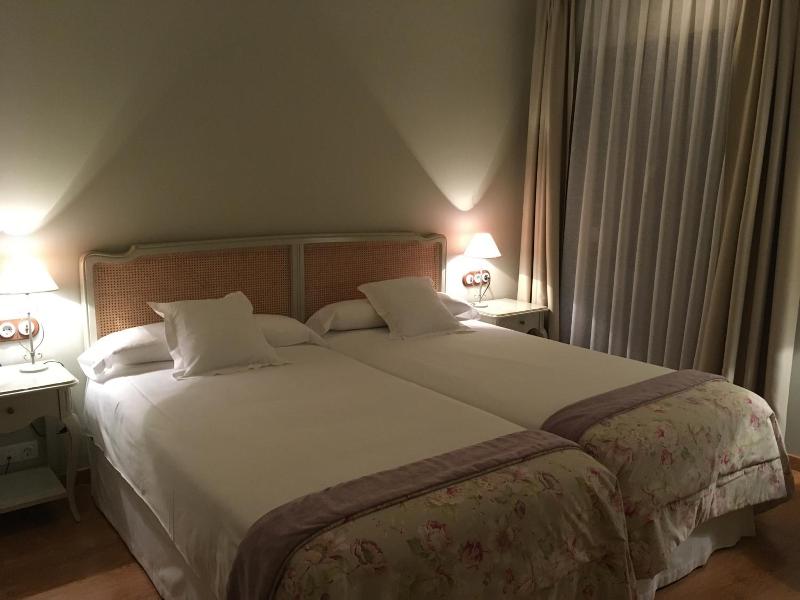 Hotel Villa Monter image