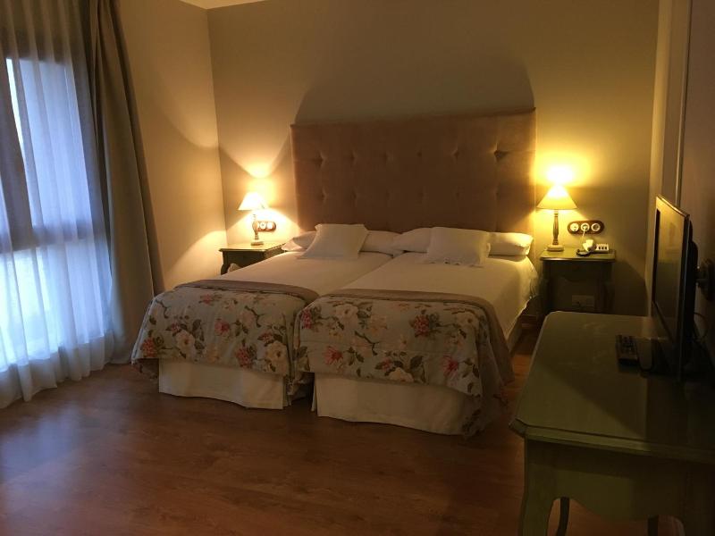 Hotel Villa Monter image
