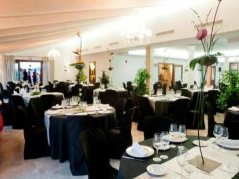 Hotel Villa Monter image