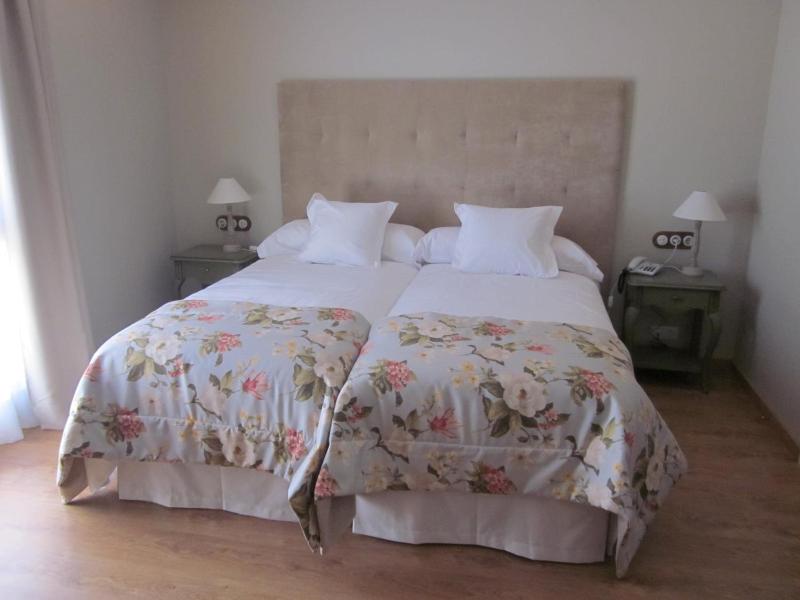 Hotel Villa Monter image