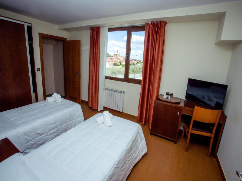 Hotel Villa De Carcar image