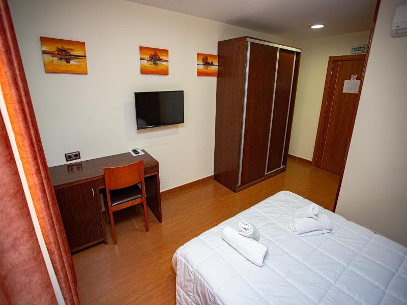 Hotel Villa De Carcar image