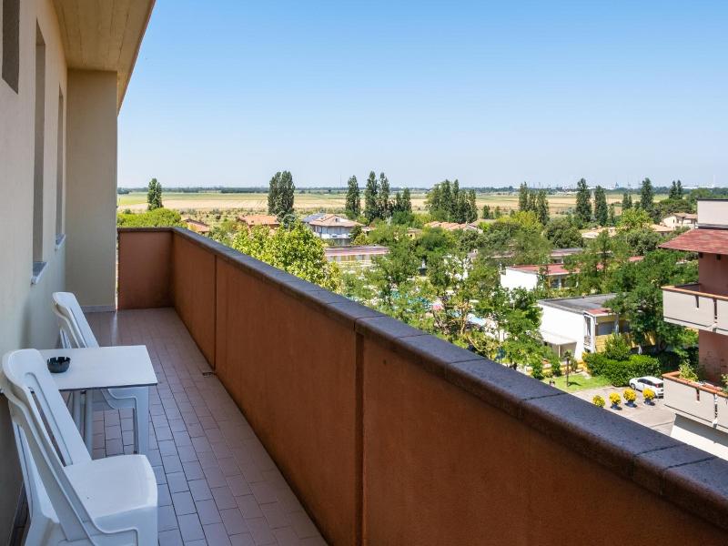 Aurora Residence image