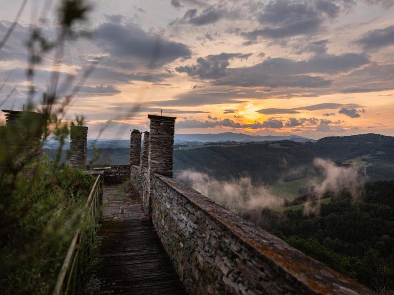 Burg Bernstein image