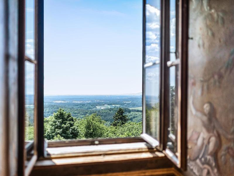 Burg Bernstein image