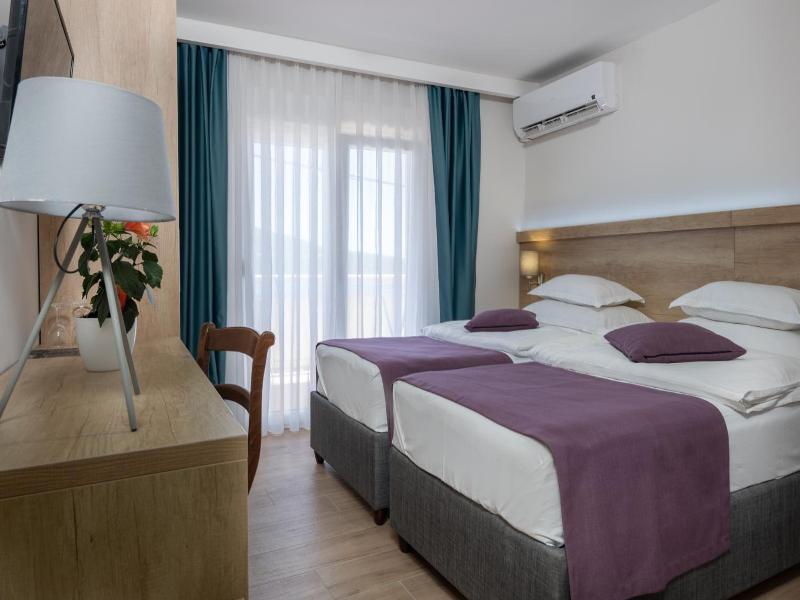 Hotel Porat image