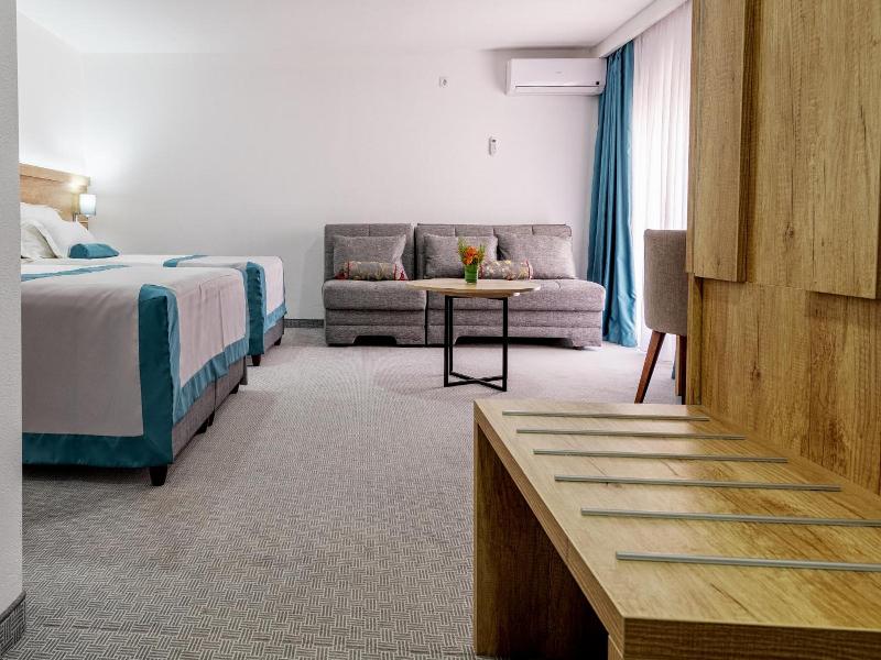 Hotel Porat image