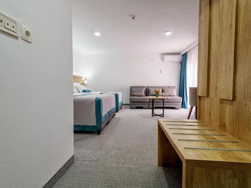 Hotel Porat image