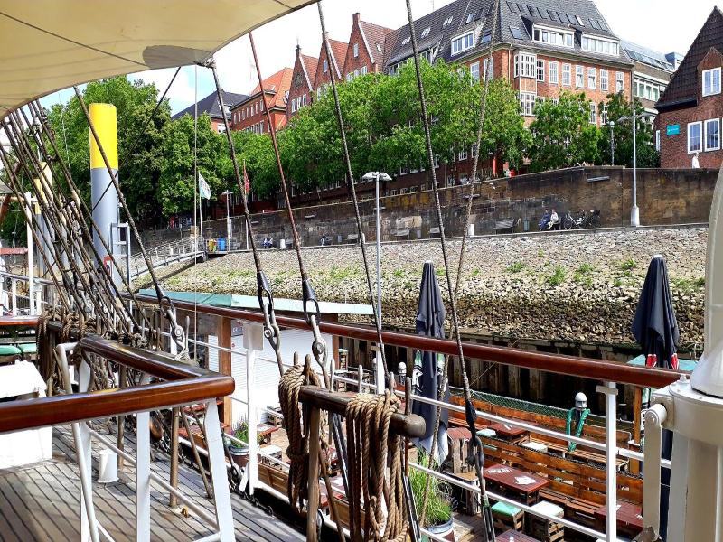 Alexander Von Humboldt Das Schiff image