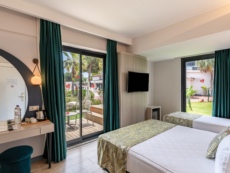 La Benata Beach Hotel image