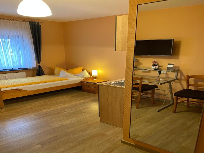 Hotel Gute Nacht image