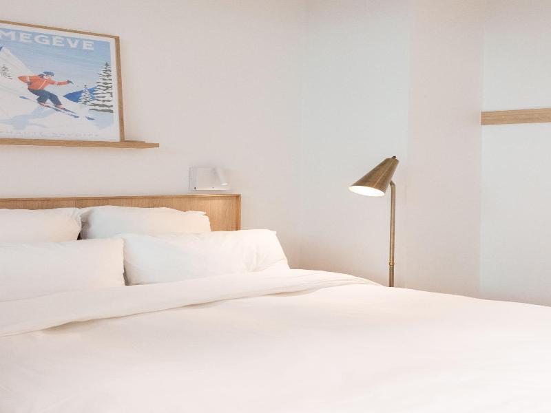 The Babel Community Hotel Grenoble Bastille image