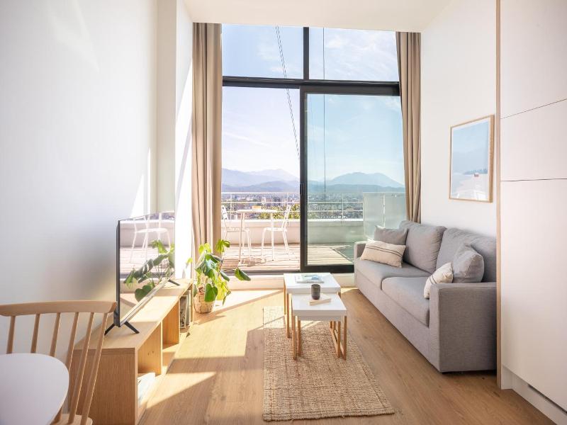 The Babel Community Hotel Grenoble Bastille image