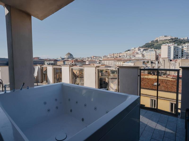 Poetica Boutique Sky Hotel image
