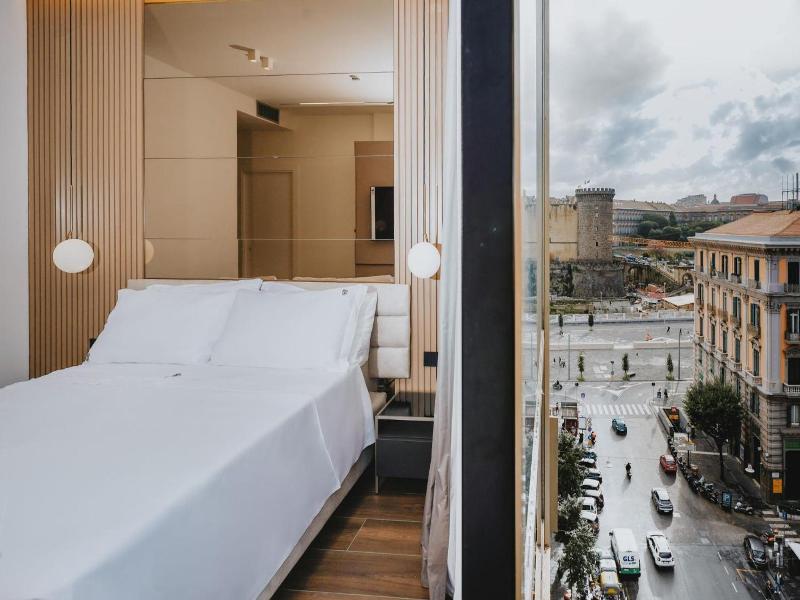 Poetica Boutique Sky Hotel image