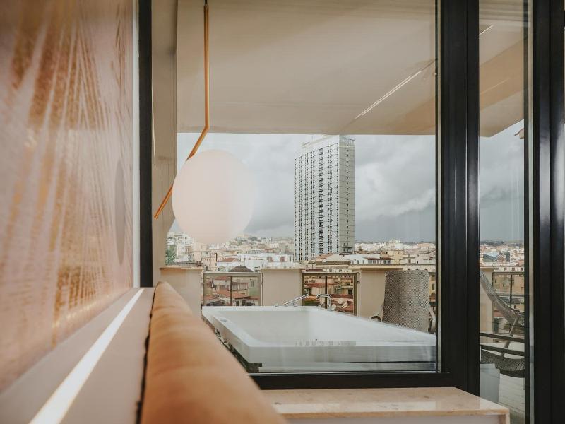Poetica Boutique Sky Hotel image