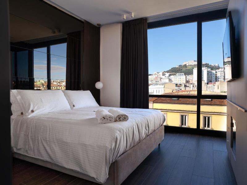 Poetica Boutique Sky Hotel image