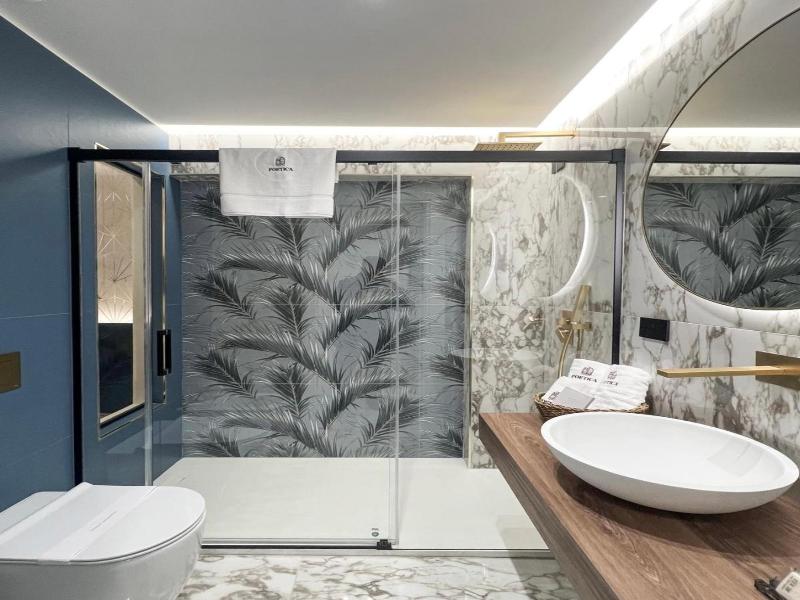 Poetica Boutique Sky Hotel image