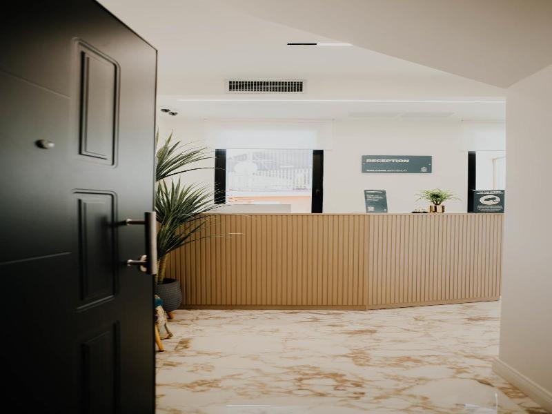 Poetica Boutique Sky Hotel image