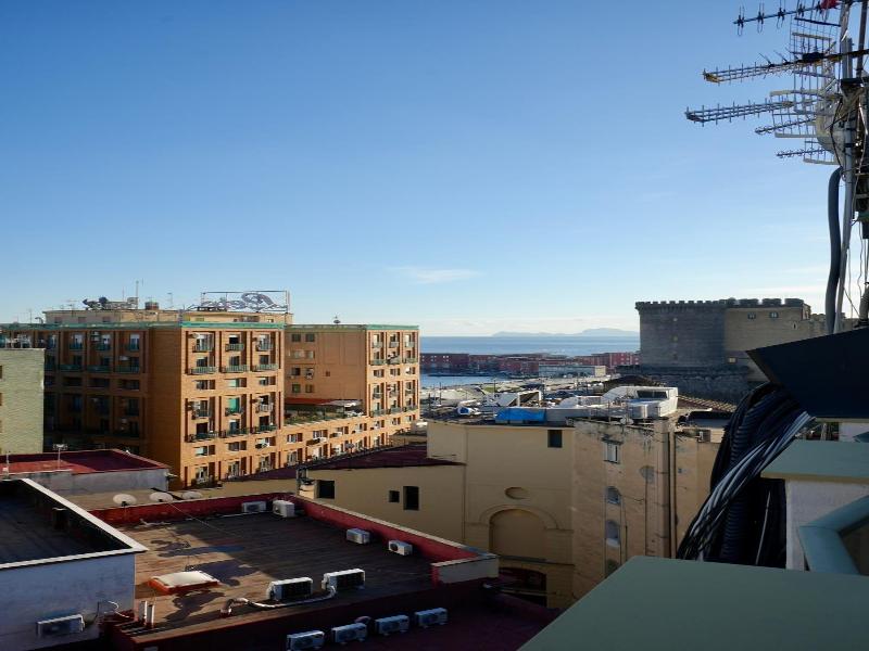 Poetica Boutique Sky Hotel image