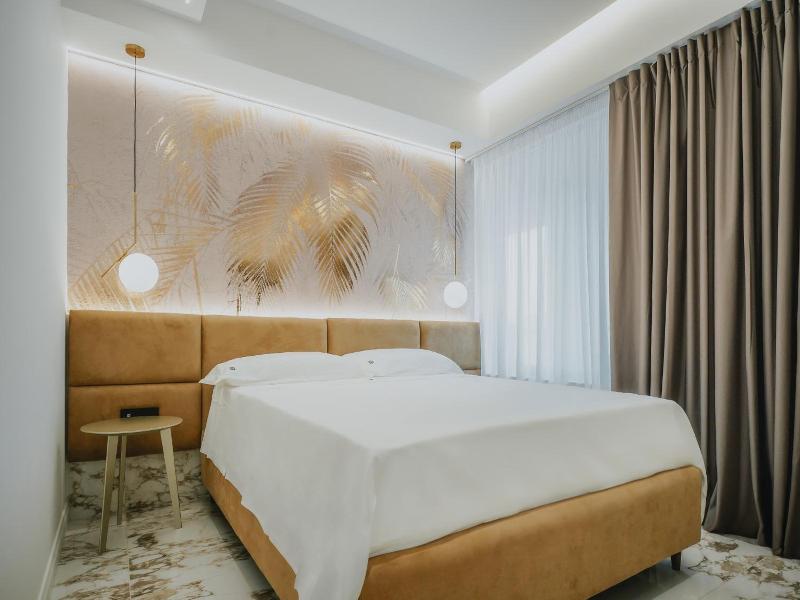 Poetica Boutique Sky Hotel image