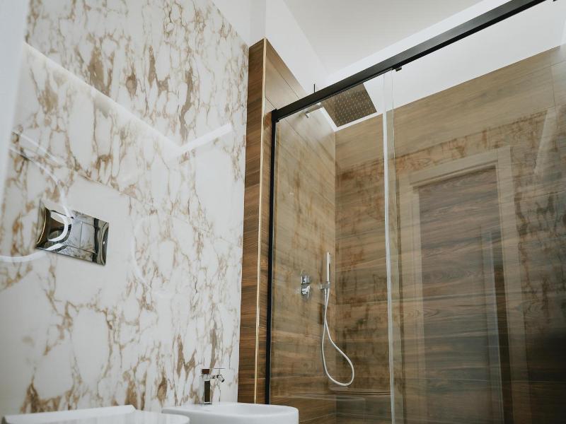 Poetica Boutique Sky Hotel image