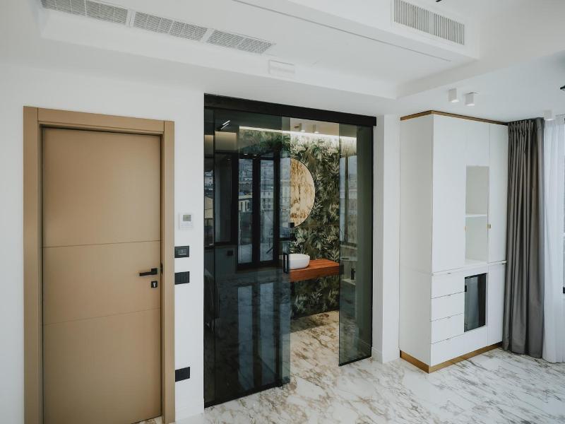 Poetica Boutique Sky Hotel image