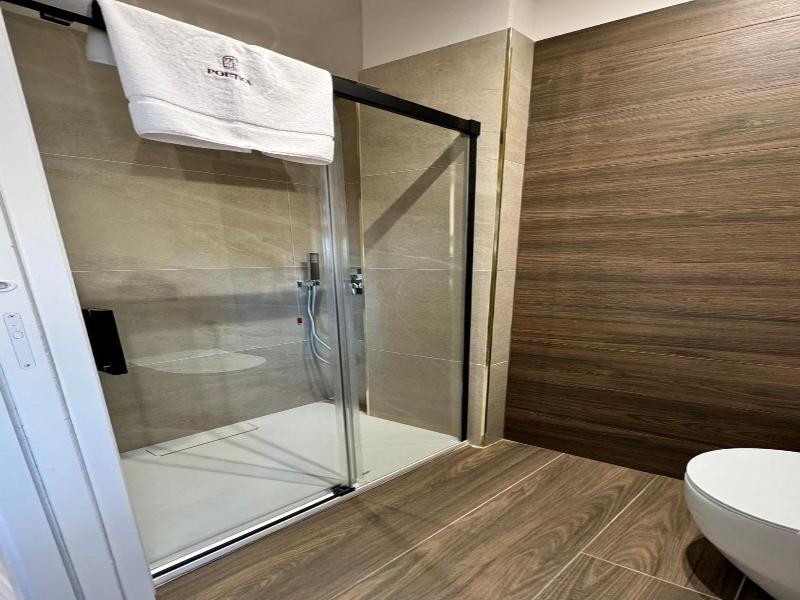 Poetica Boutique Sky Hotel image