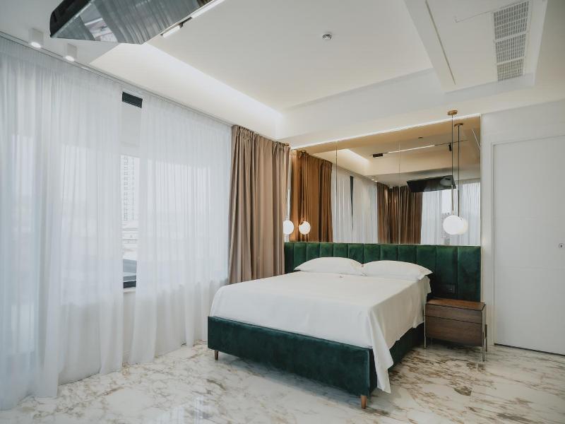 Poetica Boutique Sky Hotel image