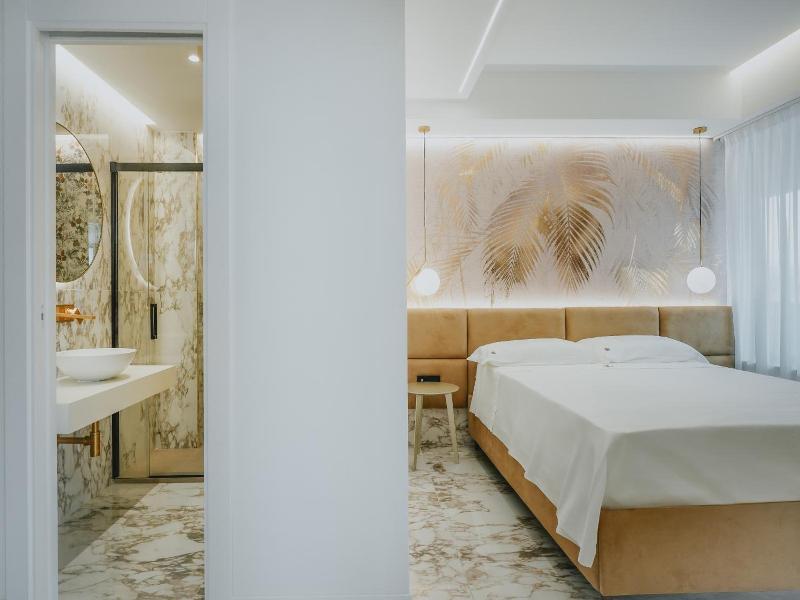 Poetica Boutique Sky Hotel image