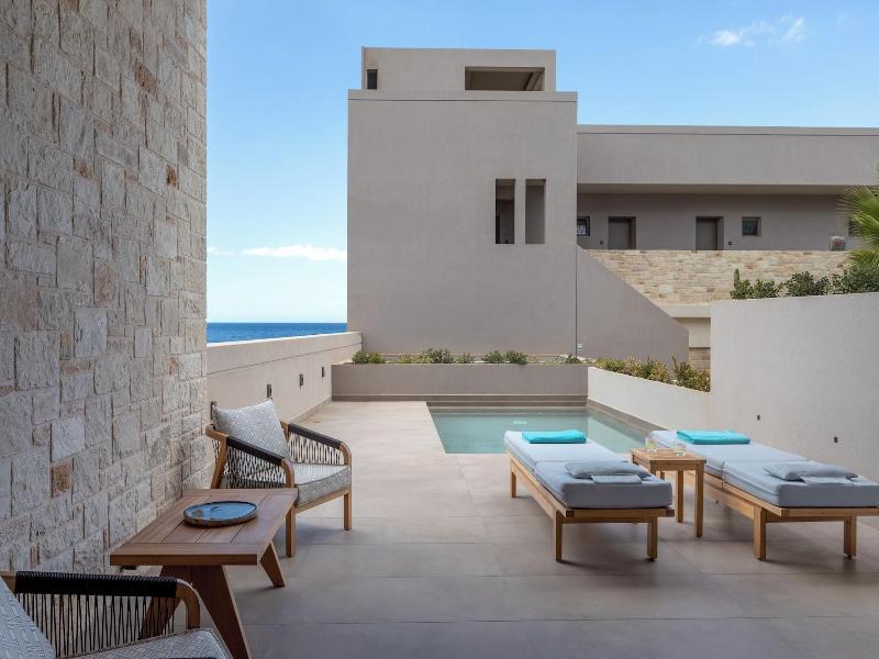 Castello Boutique Suites By The Sea image