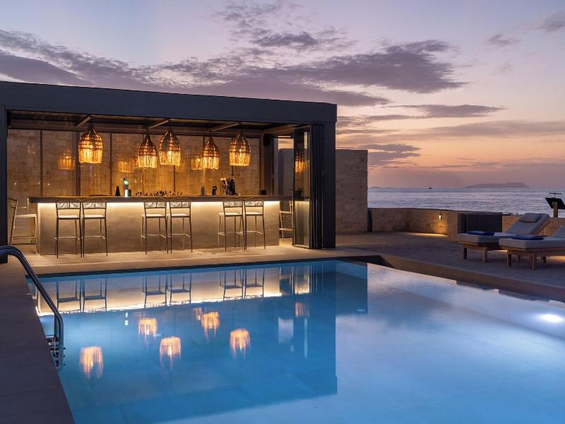Castello Boutique Suites By The Sea image