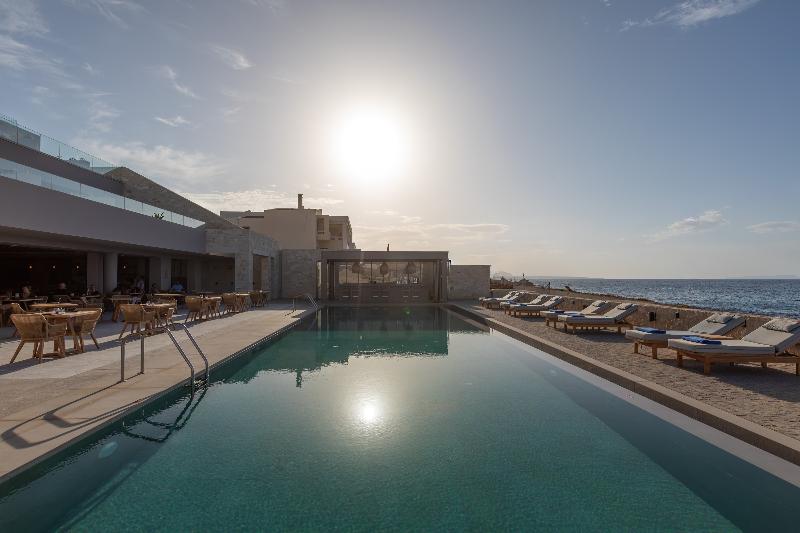 Castello Boutique Suites By The Sea image