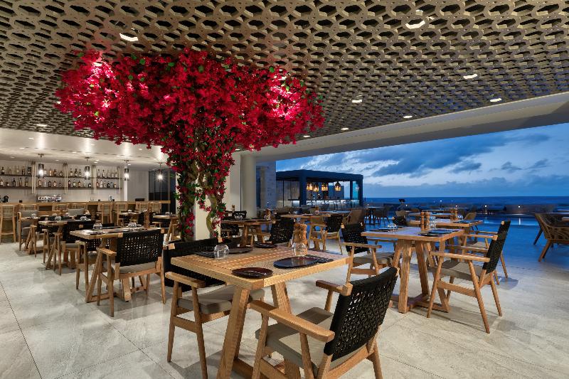 Castello Boutique Suites By The Sea image