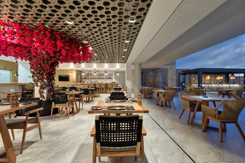 Castello Boutique Suites By The Sea image